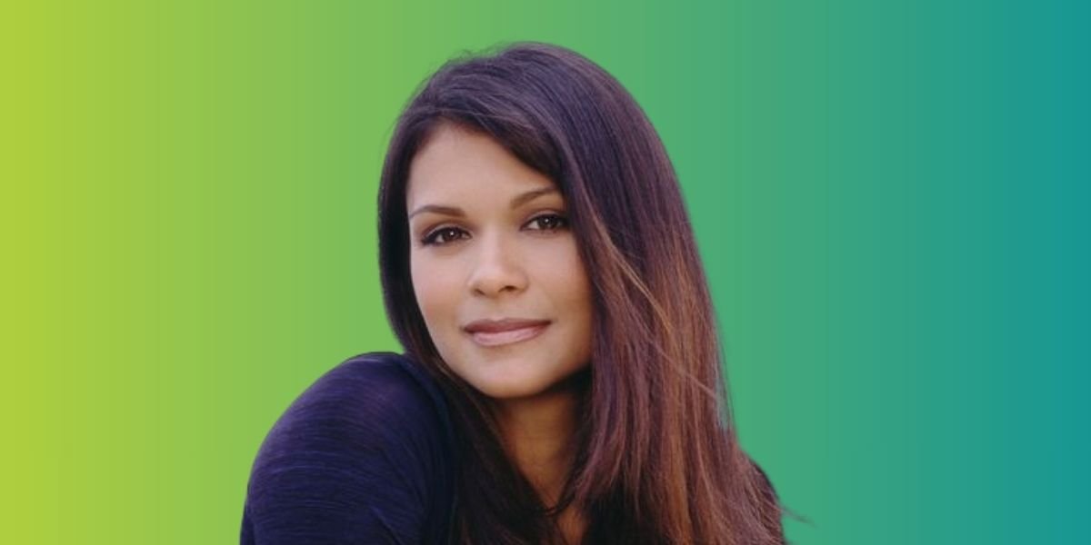 Nia Peeples Net Worth